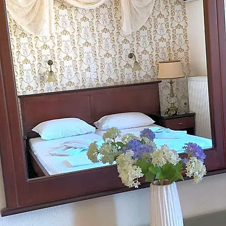 Hotel Hera *